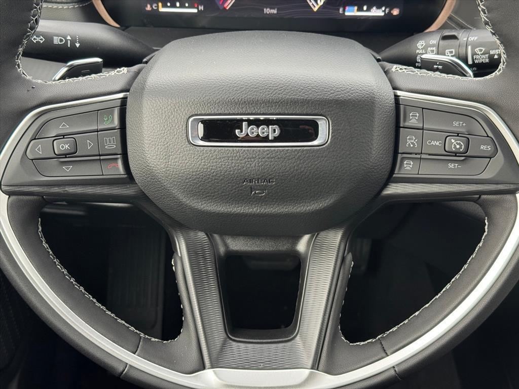 new 2025 Jeep Grand Cherokee L car, priced at $43,776