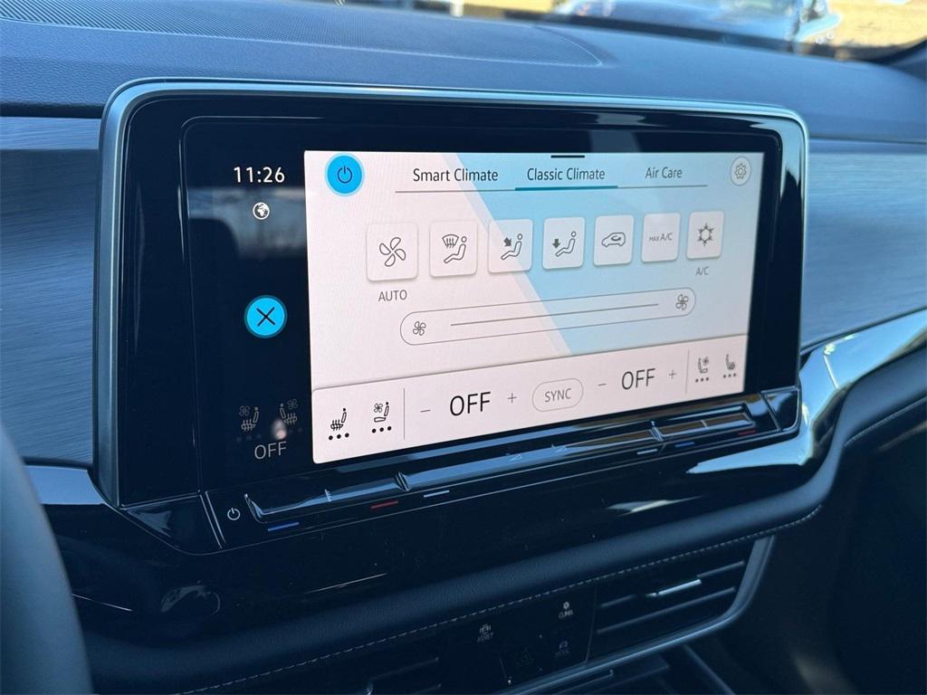 new 2026 Volkswagen Atlas Cross Sport car, priced at $38,524