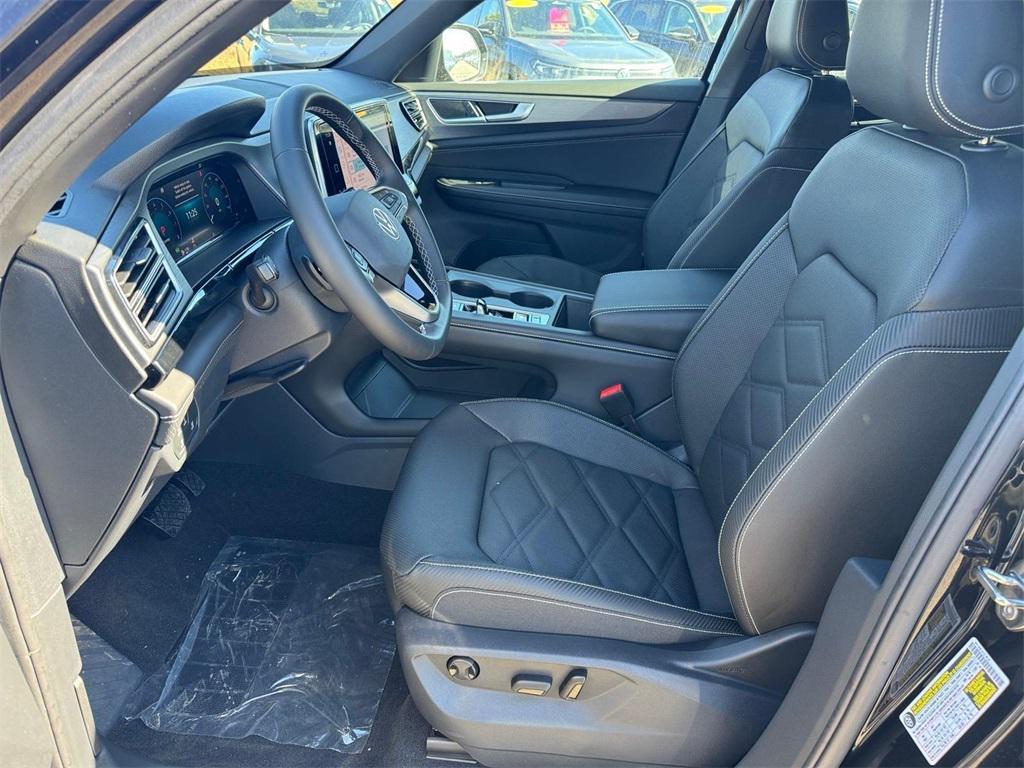 new 2026 Volkswagen Atlas Cross Sport car, priced at $38,524