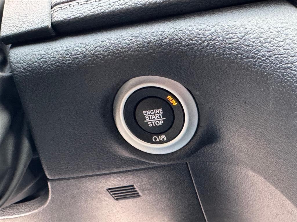 new 2026 Chrysler Pacifica car, priced at $40,849