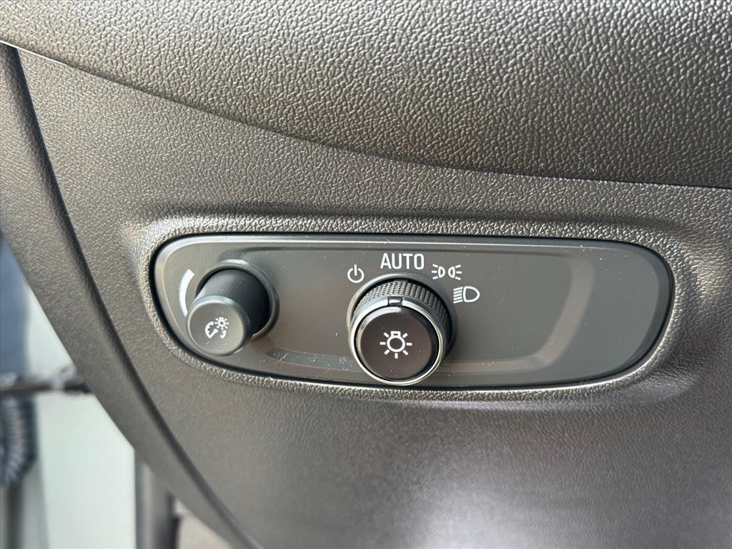 used 2023 Chevrolet Equinox car, priced at $20,500