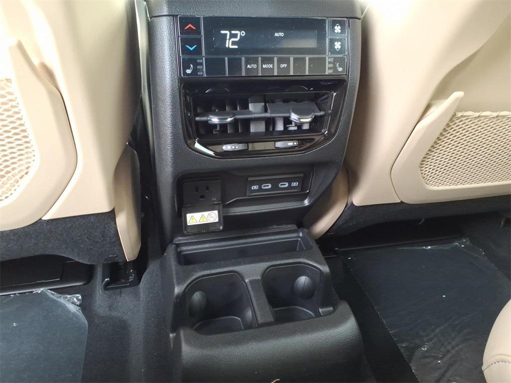 new 2026 Jeep Grand Cherokee L car, priced at $54,905