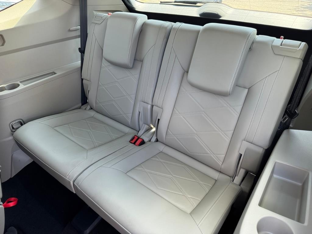 used 2024 Volkswagen Atlas car, priced at $32,800