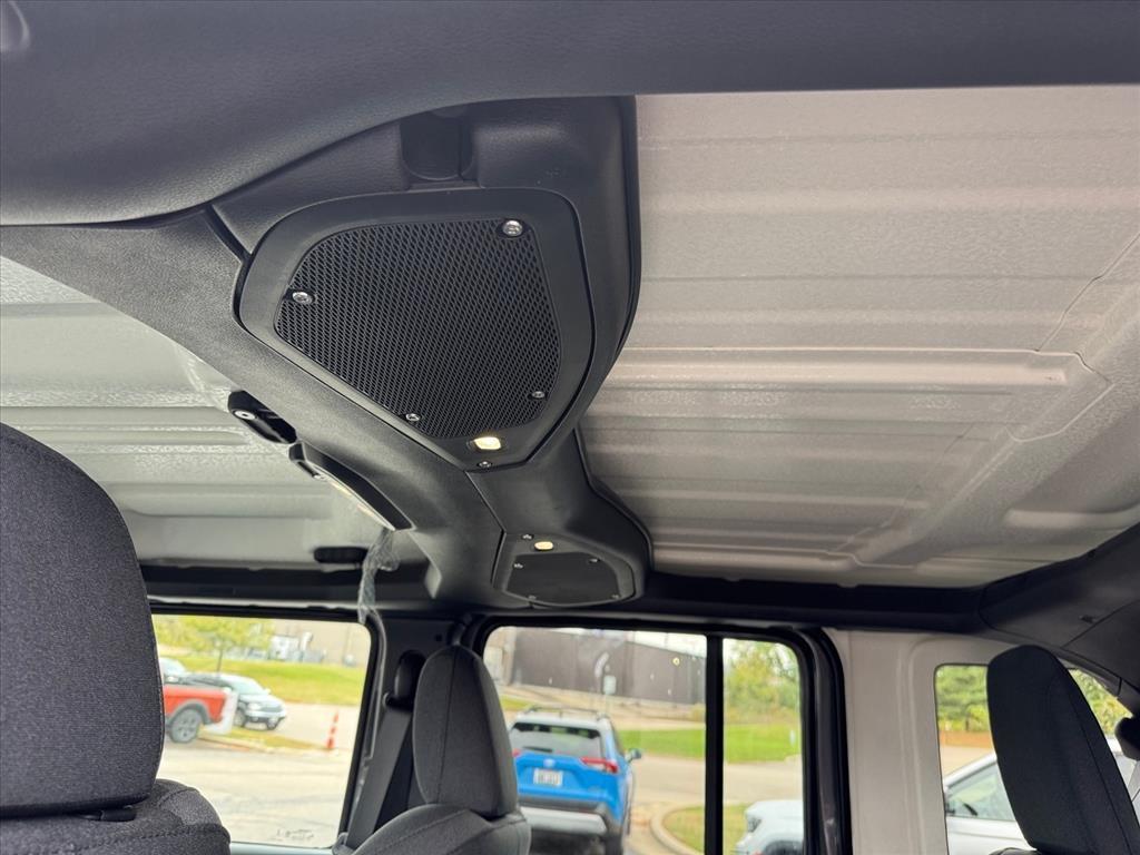 new 2026 Jeep Wrangler car, priced at $45,672