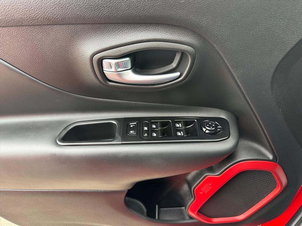 used 2022 Jeep Renegade car, priced at $21,261