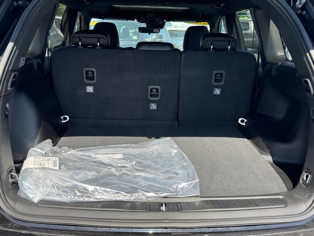 new 2025 Jeep Grand Cherokee car, priced at $43,557