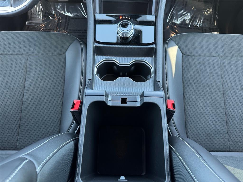 new 2025 Jeep Grand Cherokee car, priced at $43,557