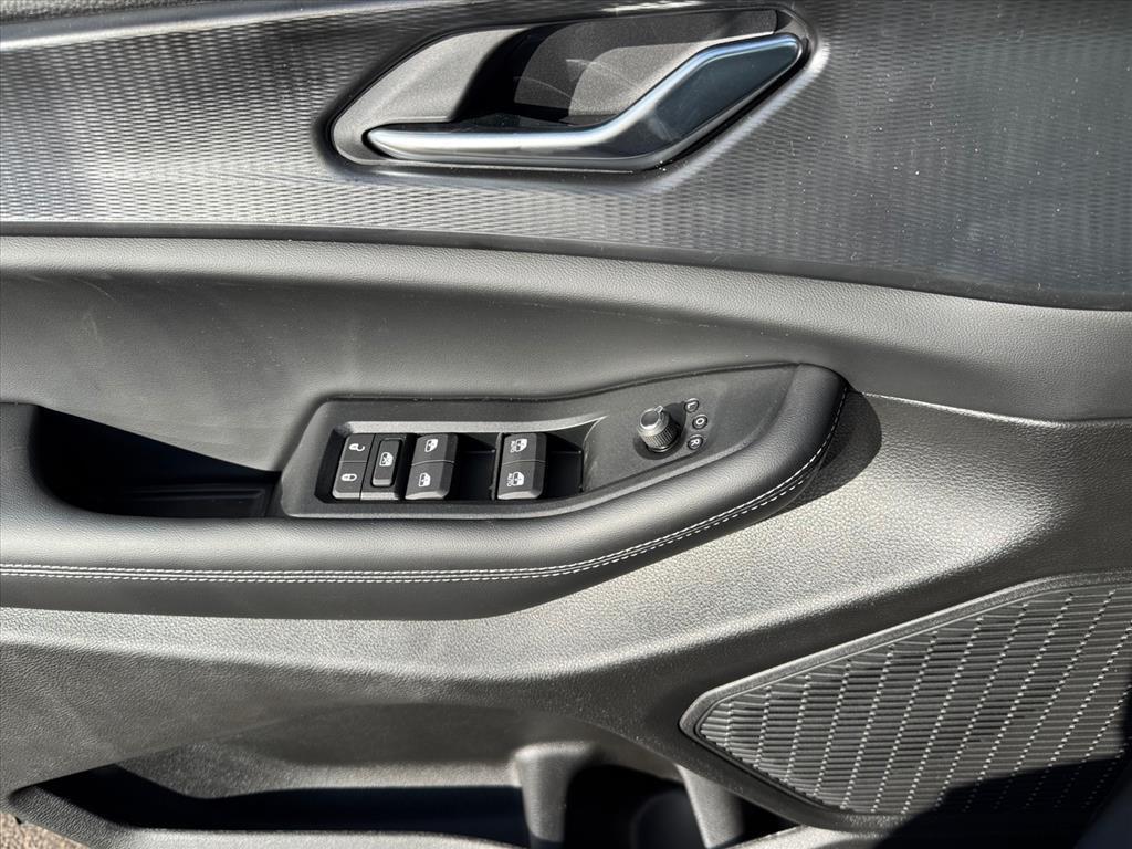 new 2025 Jeep Grand Cherokee car, priced at $44,180