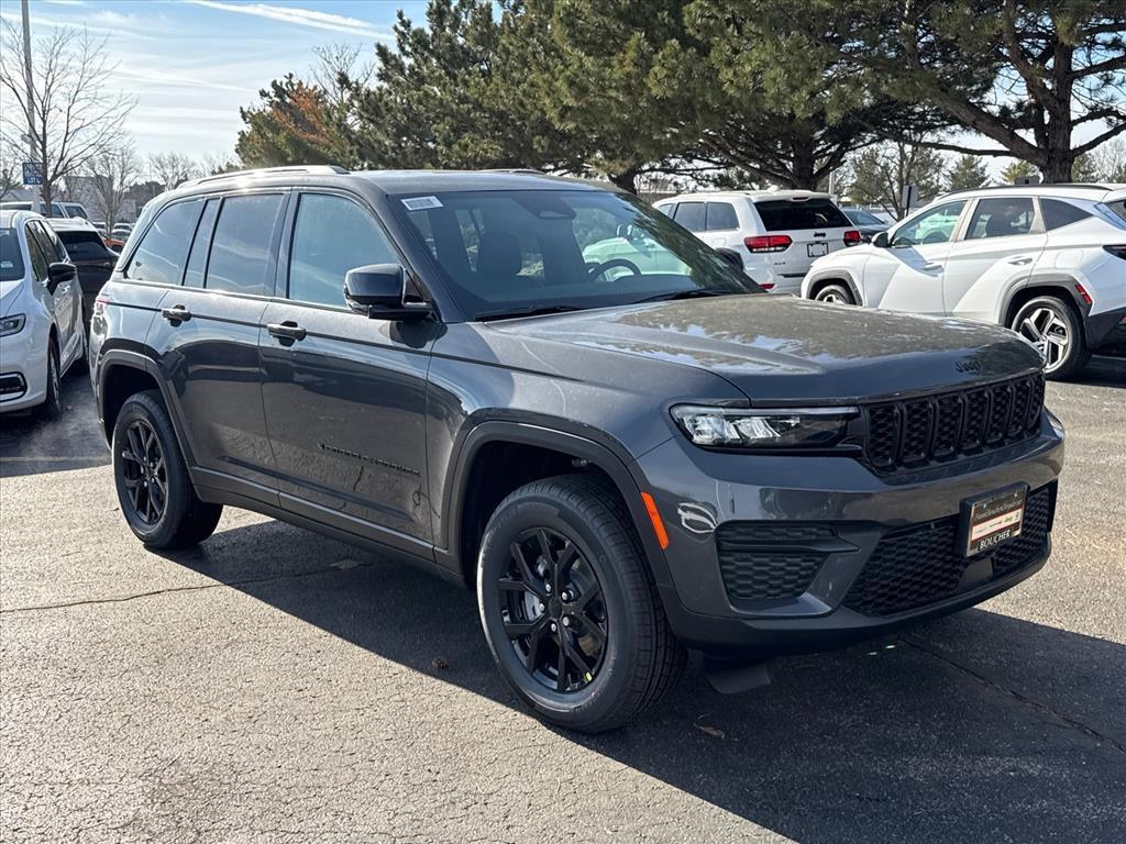 new 2025 Jeep Grand Cherokee car, priced at $44,180