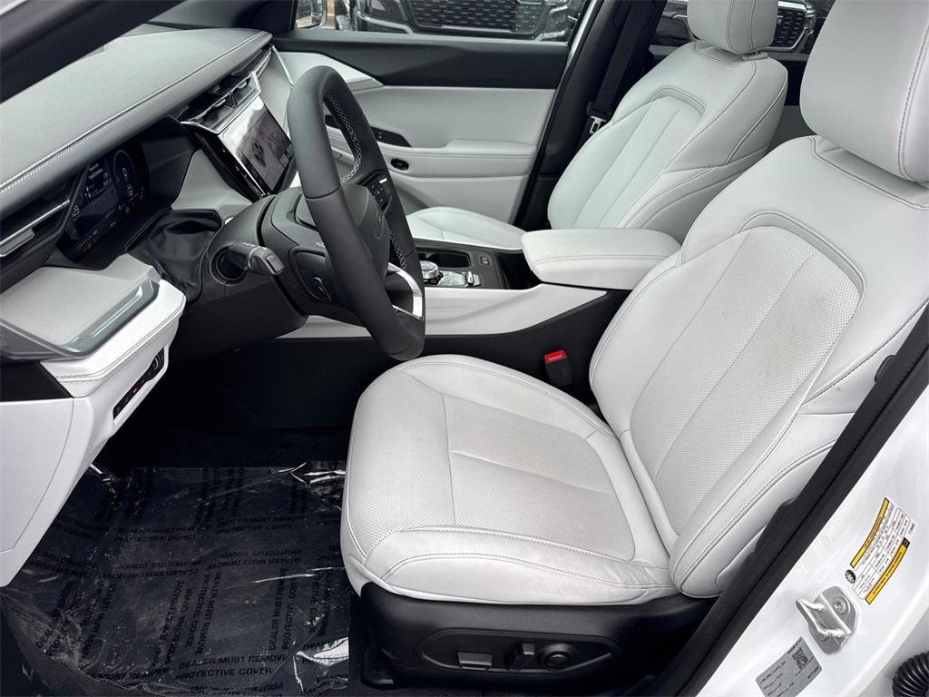 new 2026 Jeep Cherokee car, priced at $44,310