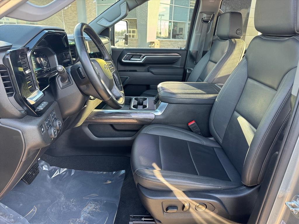 used 2025 Chevrolet Silverado 2500 car, priced at $69,995