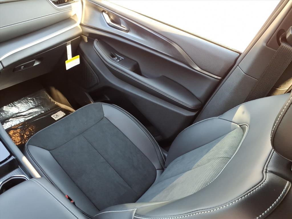 new 2025 Jeep Grand Cherokee L car, priced at $43,062