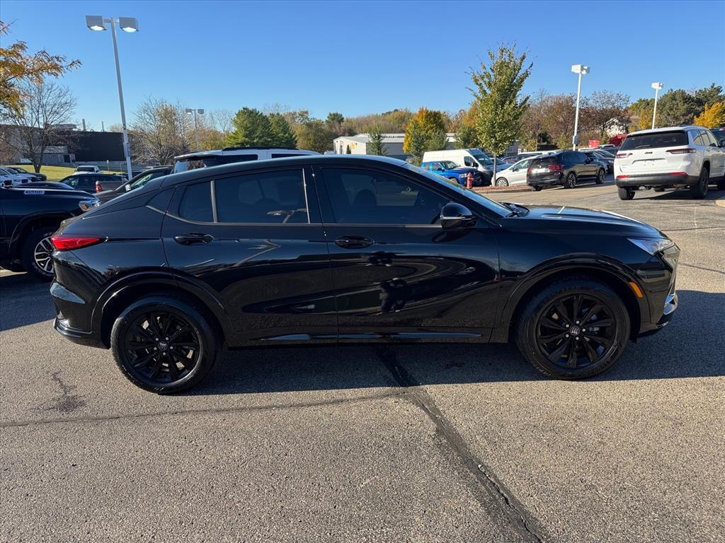 used 2024 Buick Envista car, priced at $26,000