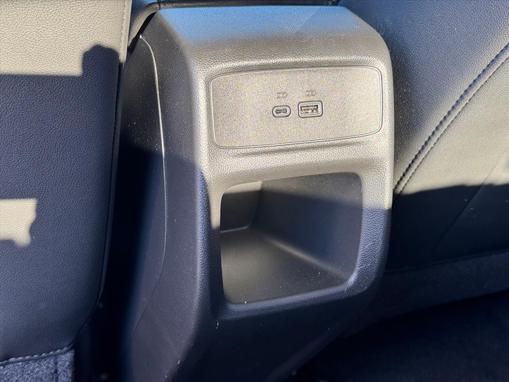 used 2024 Buick Envista car, priced at $26,000