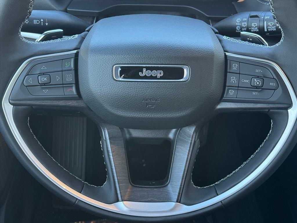 new 2025 Jeep Grand Cherokee L car, priced at $41,973