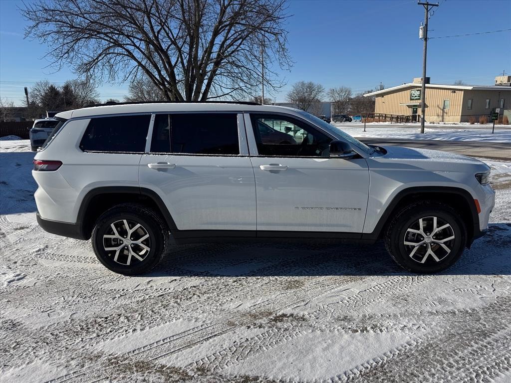 new 2025 Jeep Grand Cherokee L car, priced at $41,973