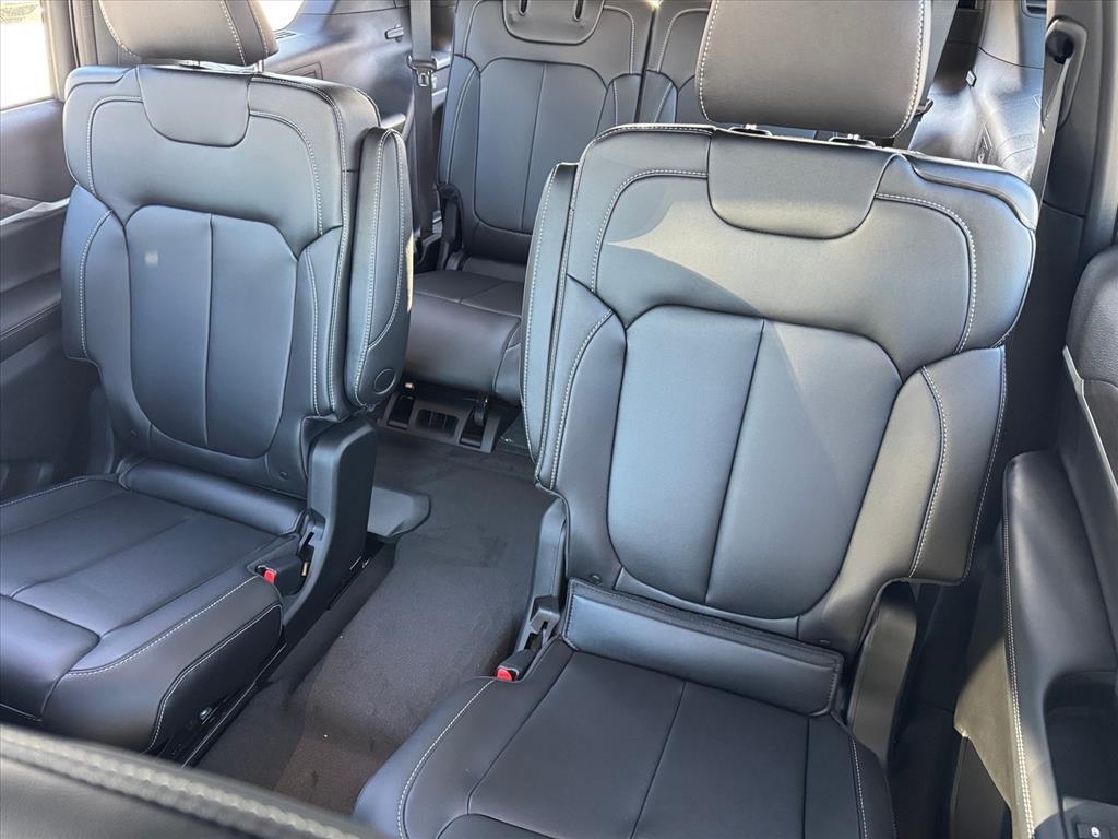 new 2025 Jeep Grand Cherokee L car, priced at $41,973