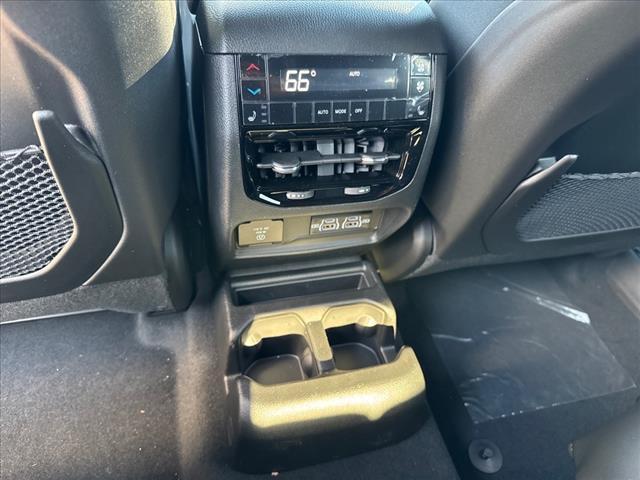 new 2025 Jeep Grand Cherokee L car, priced at $44,495