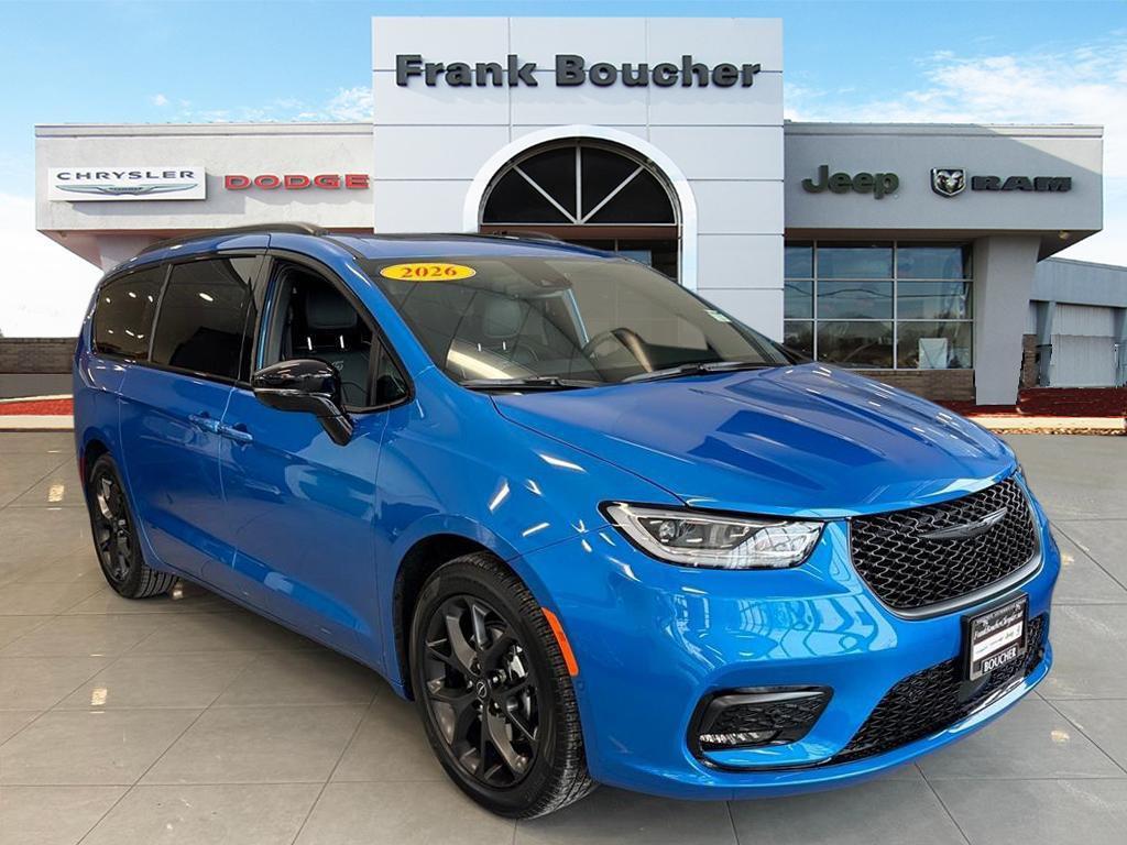 new 2026 Chrysler Pacifica car, priced at $47,686