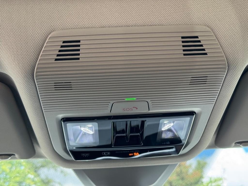 new 2026 Volkswagen Atlas car, priced at $44,373