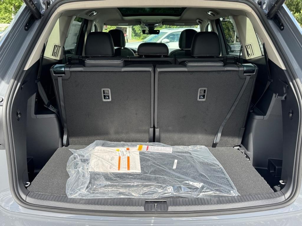 new 2026 Volkswagen Atlas car, priced at $44,373