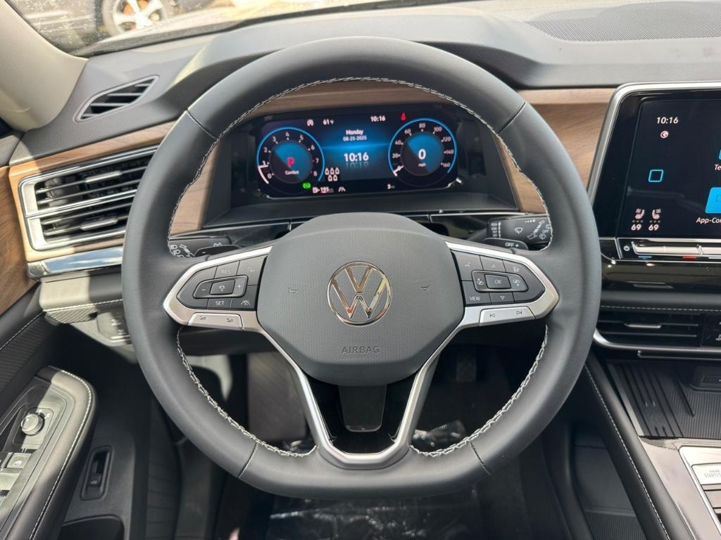 new 2026 Volkswagen Atlas car, priced at $44,373
