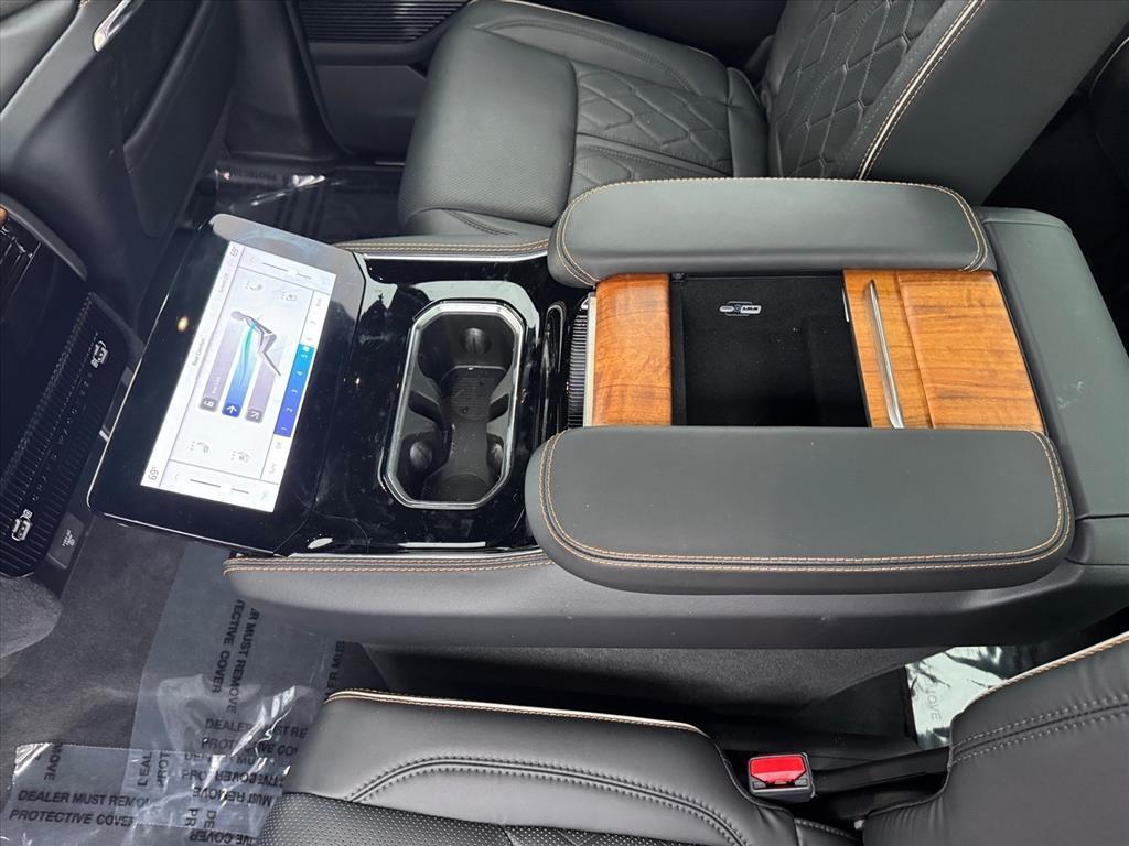 new 2024 Jeep Grand Wagoneer L car, priced at $93,745