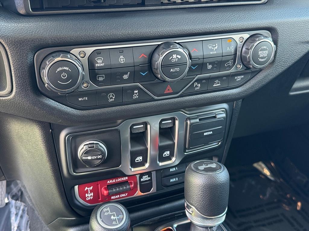 new 2026 Jeep Wrangler car, priced at $48,199