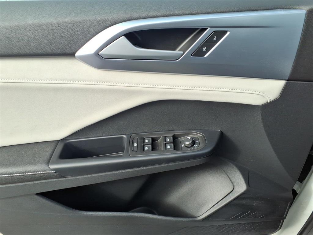 new 2026 Volkswagen Taos car, priced at $31,714