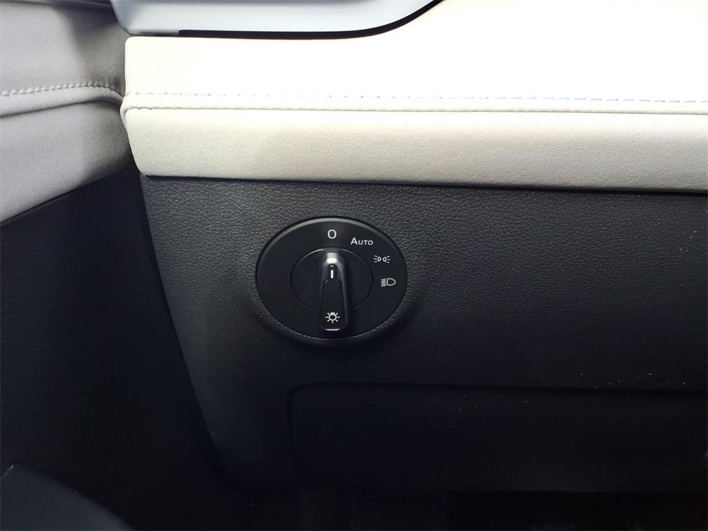 new 2026 Volkswagen Taos car, priced at $31,714