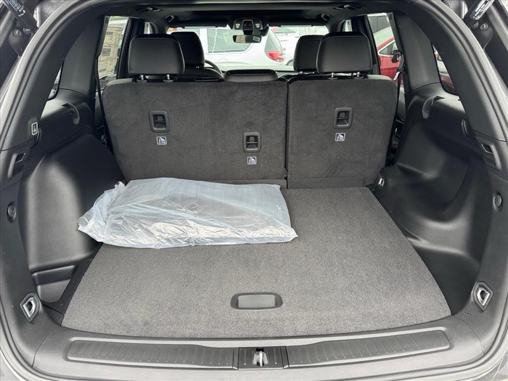 new 2025 Jeep Grand Cherokee car, priced at $43,873