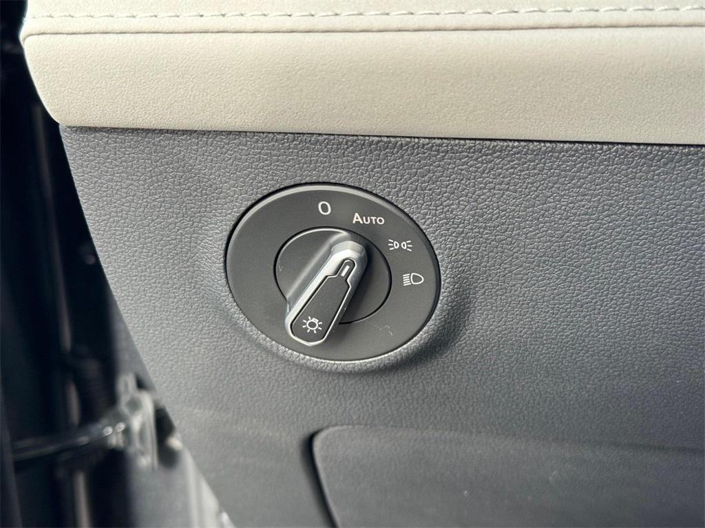 new 2026 Volkswagen Taos car, priced at $31,714