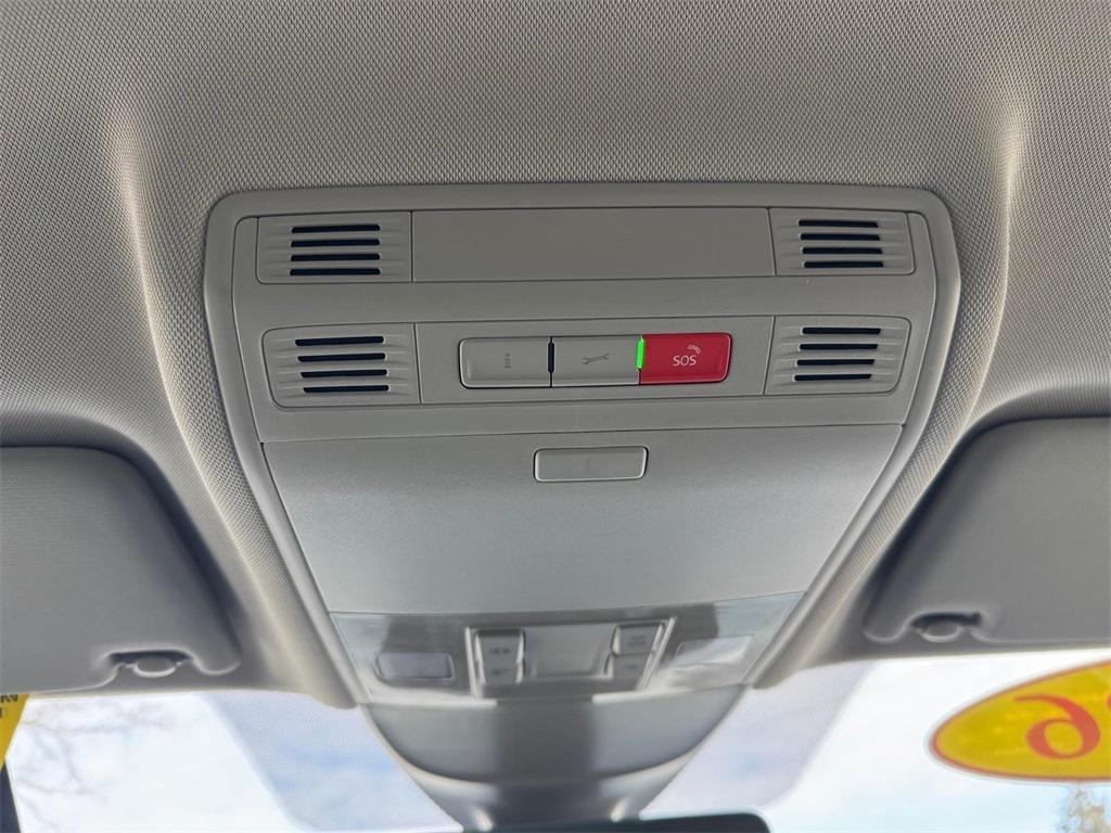 new 2026 Volkswagen Taos car, priced at $31,714