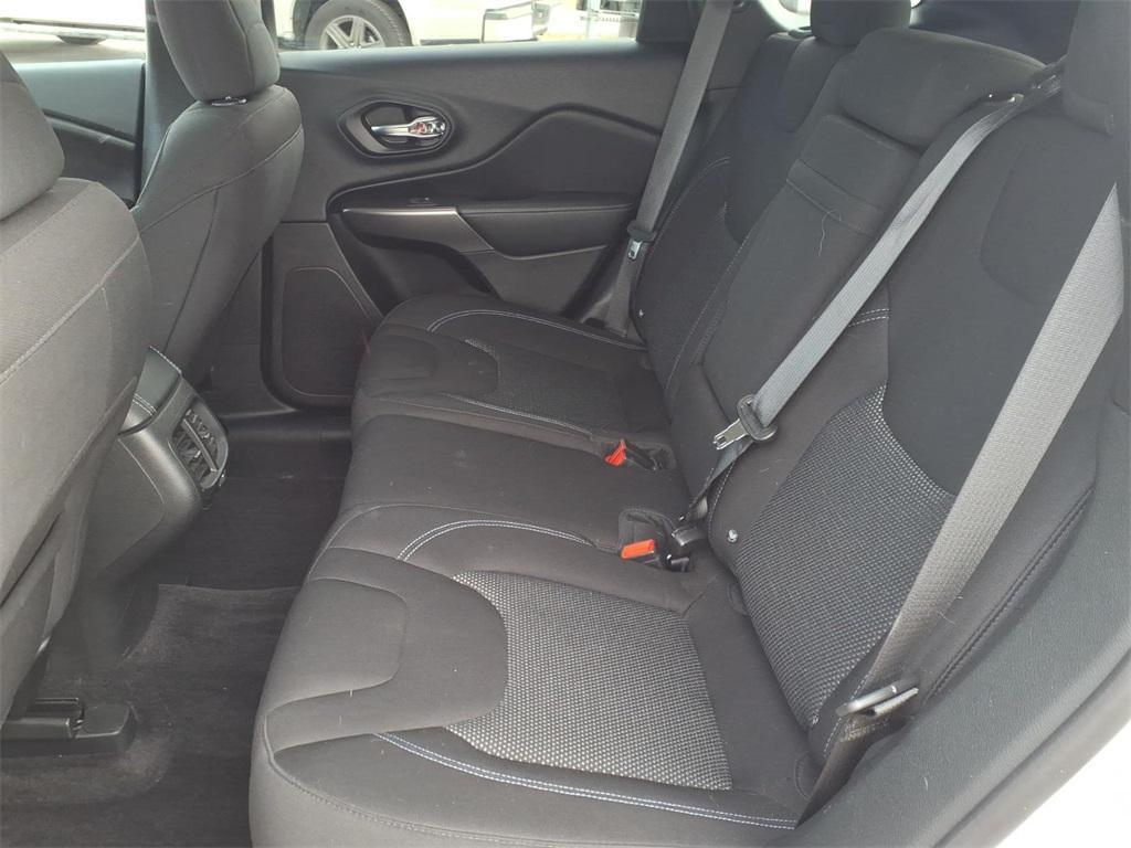 used 2019 Jeep Cherokee car, priced at $14,995