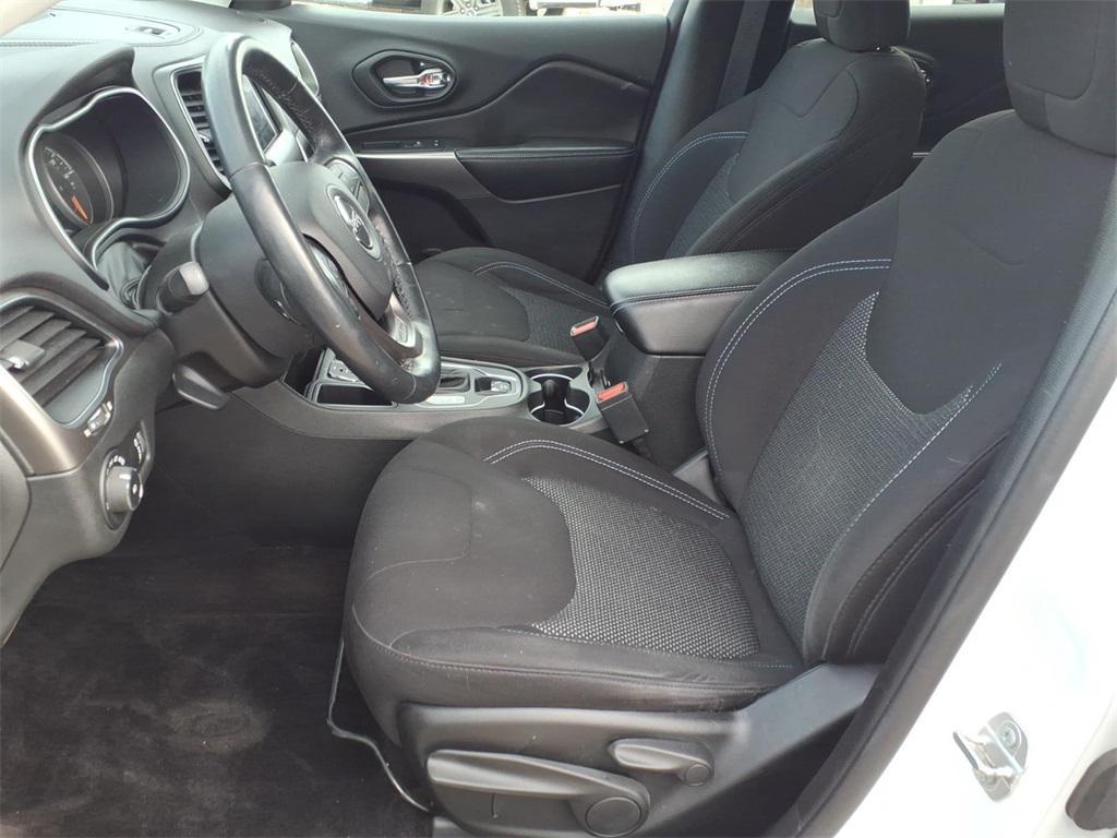 used 2019 Jeep Cherokee car, priced at $14,995