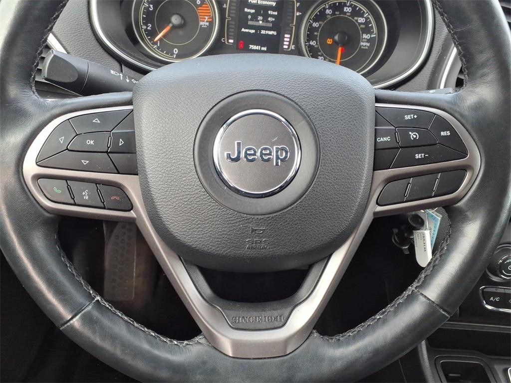 used 2019 Jeep Cherokee car, priced at $14,995