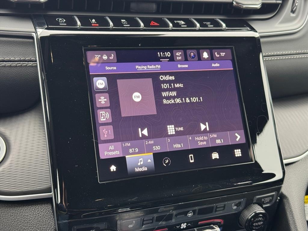 new 2025 Jeep Grand Cherokee car, priced at $44,180