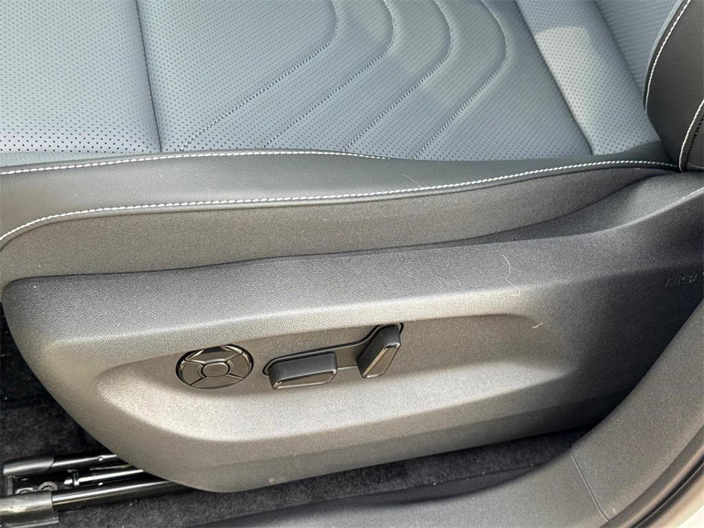 new 2026 Volkswagen Tiguan car, priced at $36,119