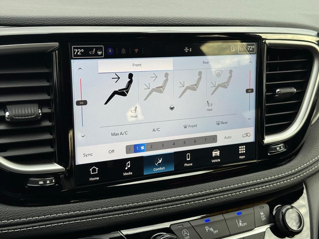 new 2026 Chrysler Pacifica car, priced at $39,783