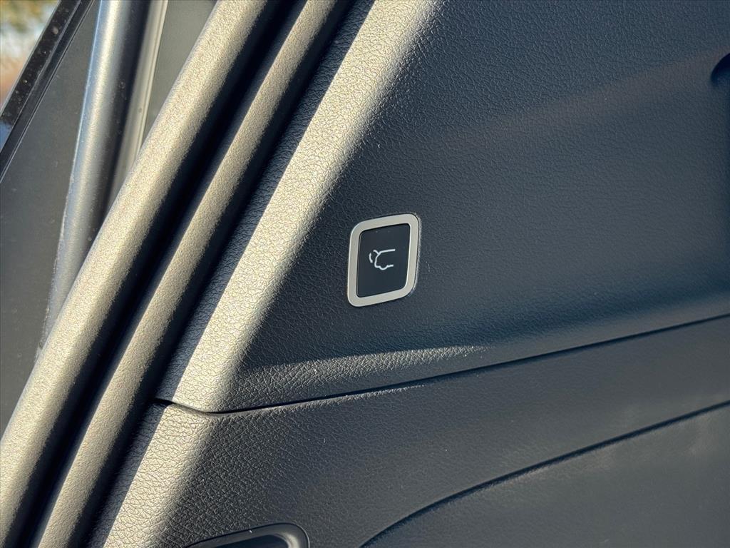 new 2026 Chrysler Pacifica car, priced at $39,783