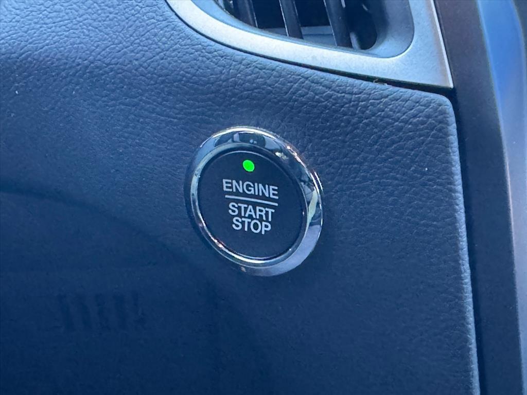 used 2022 Ford Edge car, priced at $25,995