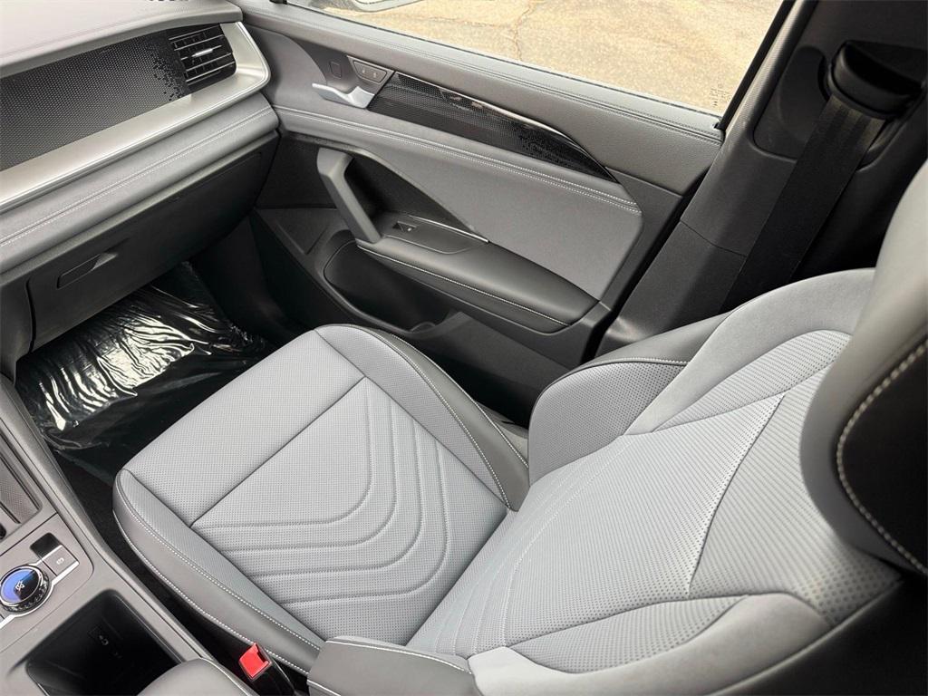 new 2026 Volkswagen Tiguan car, priced at $38,749