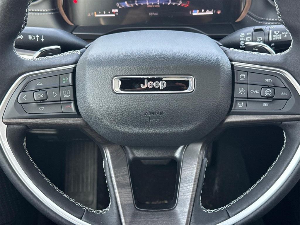 new 2026 Jeep Grand Cherokee car, priced at $49,911