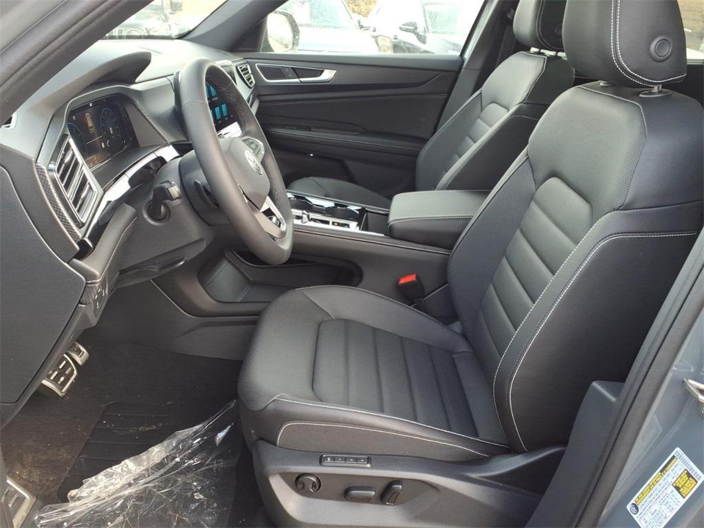 new 2026 Volkswagen Atlas Cross Sport car, priced at $48,607