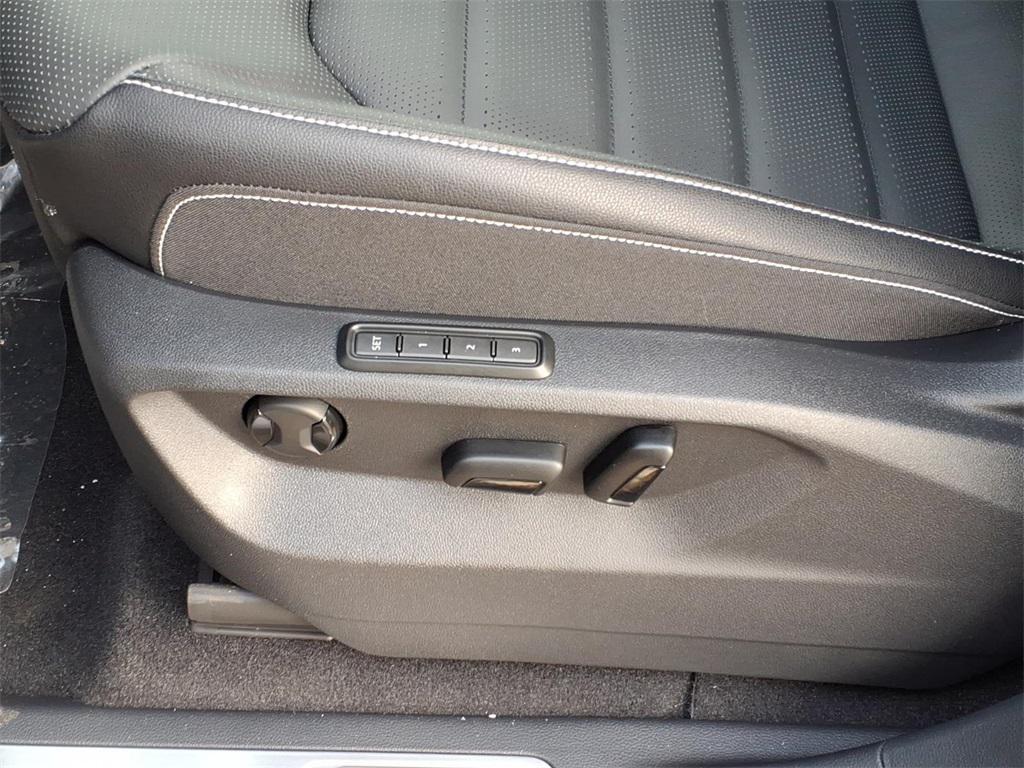 new 2026 Volkswagen Atlas Cross Sport car, priced at $48,607