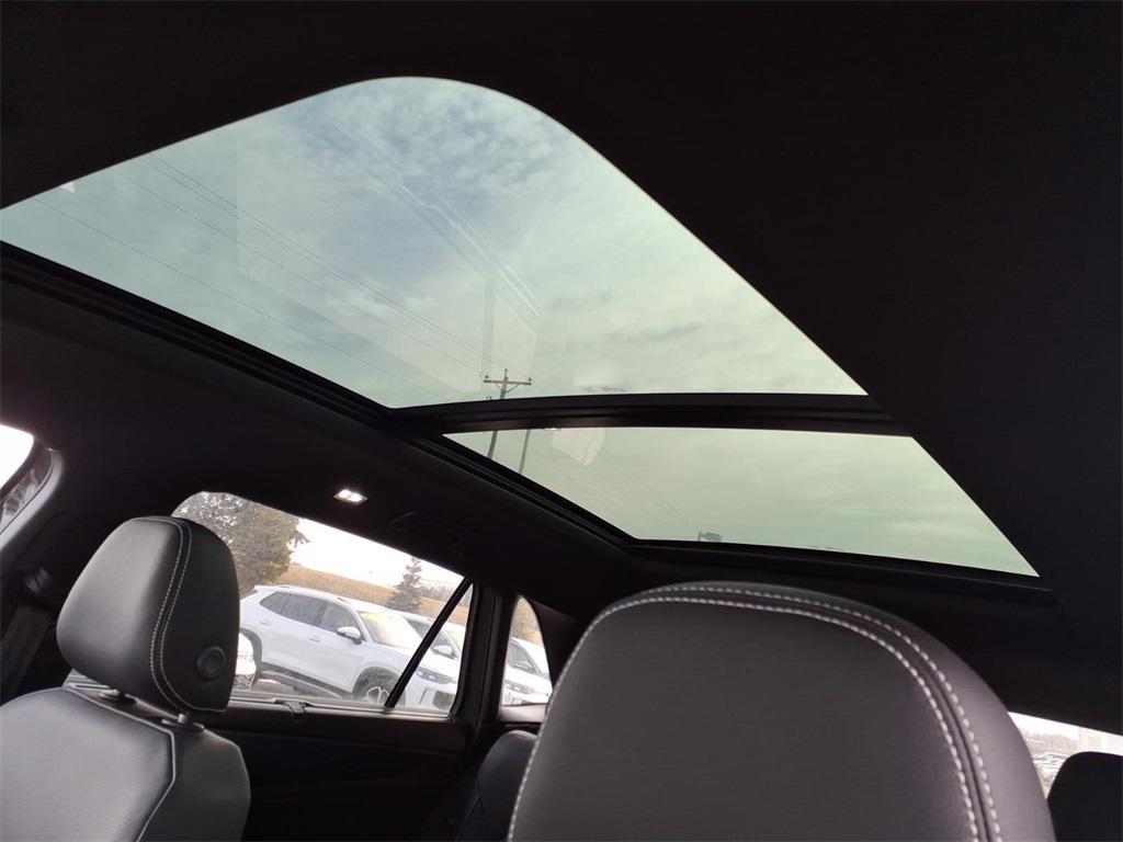 new 2026 Volkswagen Atlas Cross Sport car, priced at $48,607