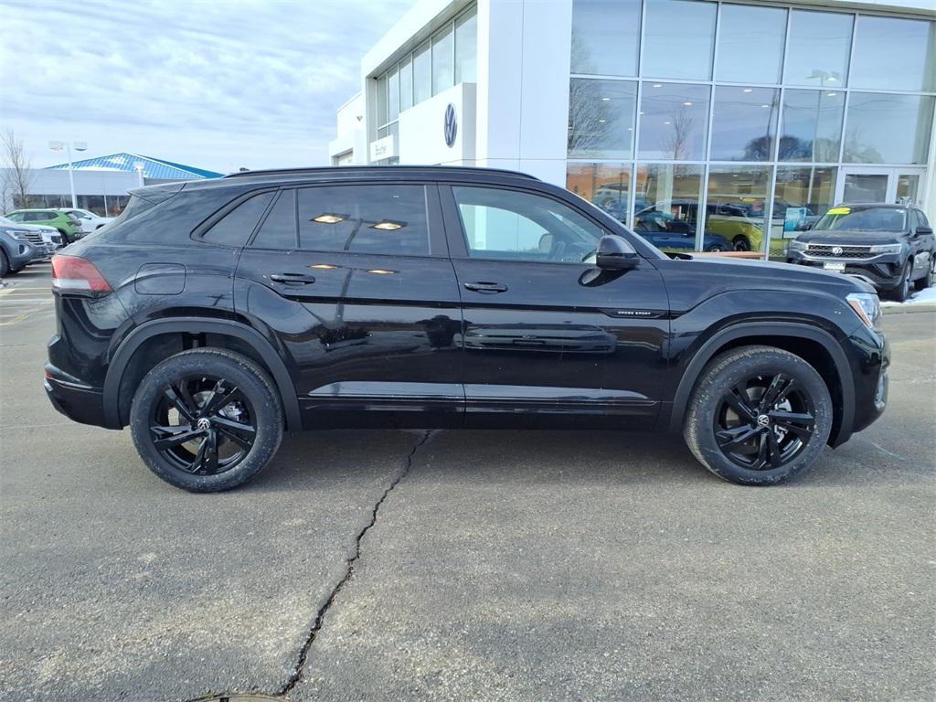 new 2026 Volkswagen Atlas Cross Sport car, priced at $48,170