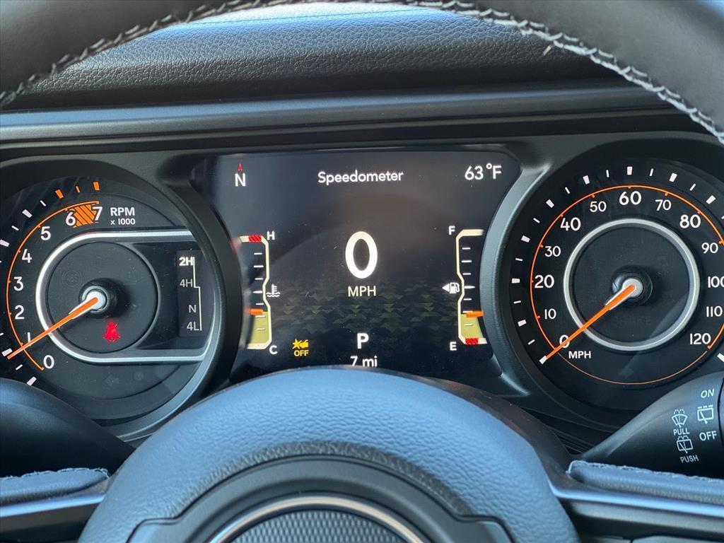 new 2026 Jeep Wrangler car, priced at $47,172