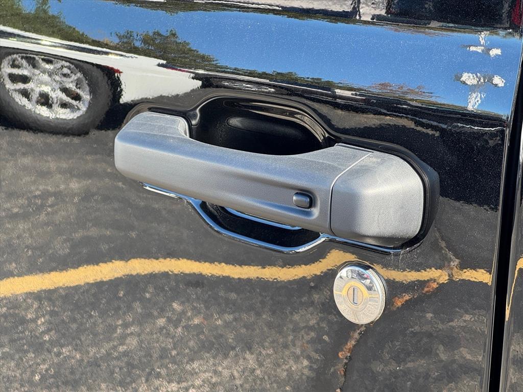 new 2026 Jeep Wrangler car, priced at $47,172