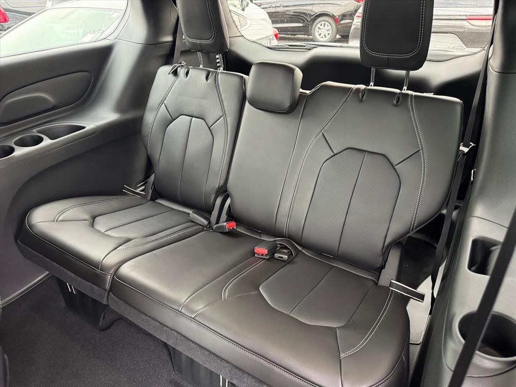 new 2026 Chrysler Pacifica car, priced at $40,418